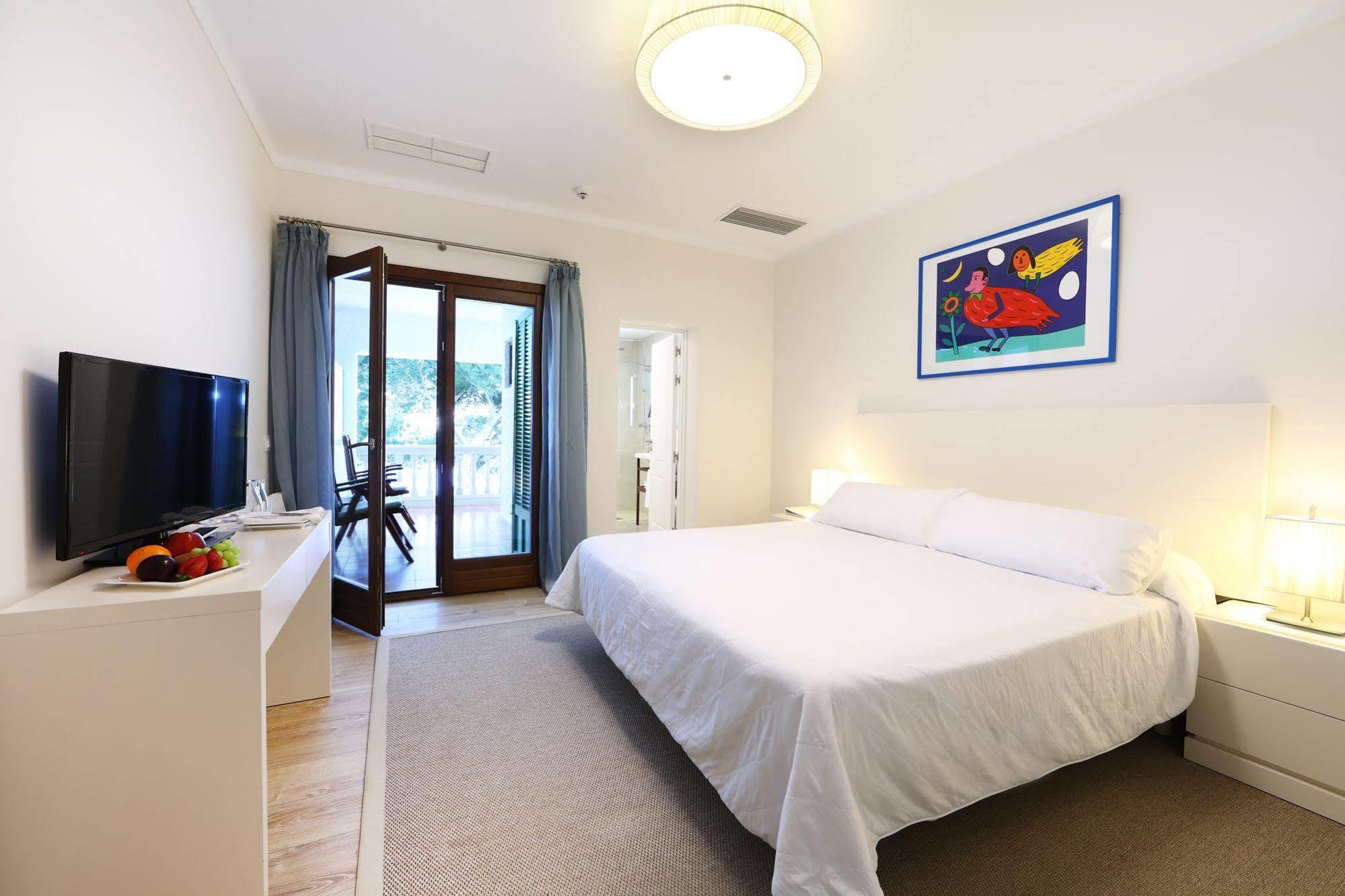 Cap Vermell Beach Hotel Canyamel  Exterior photo